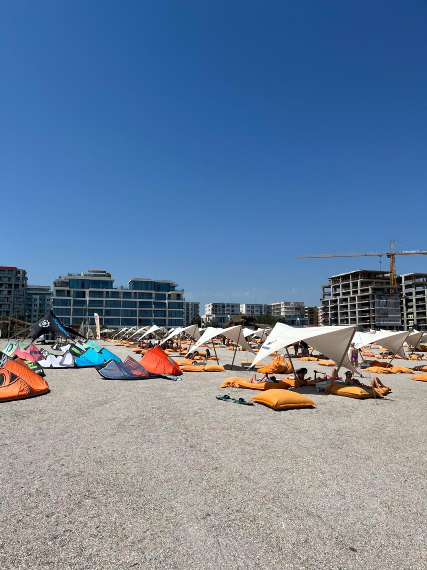 Fratellyvibe Mamaia Leilighet Eksteriør bilde