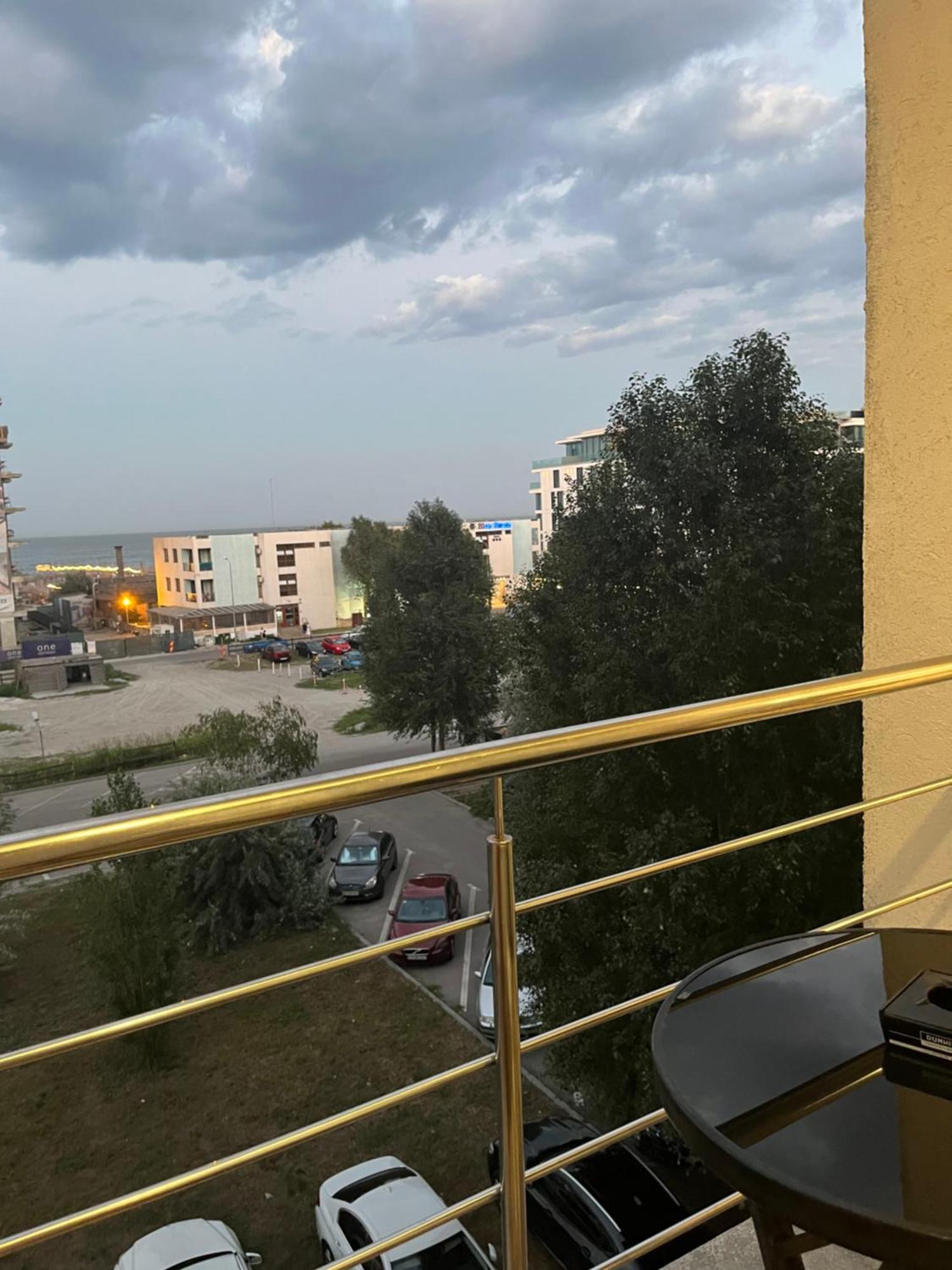 Fratellyvibe Mamaia Leilighet Eksteriør bilde