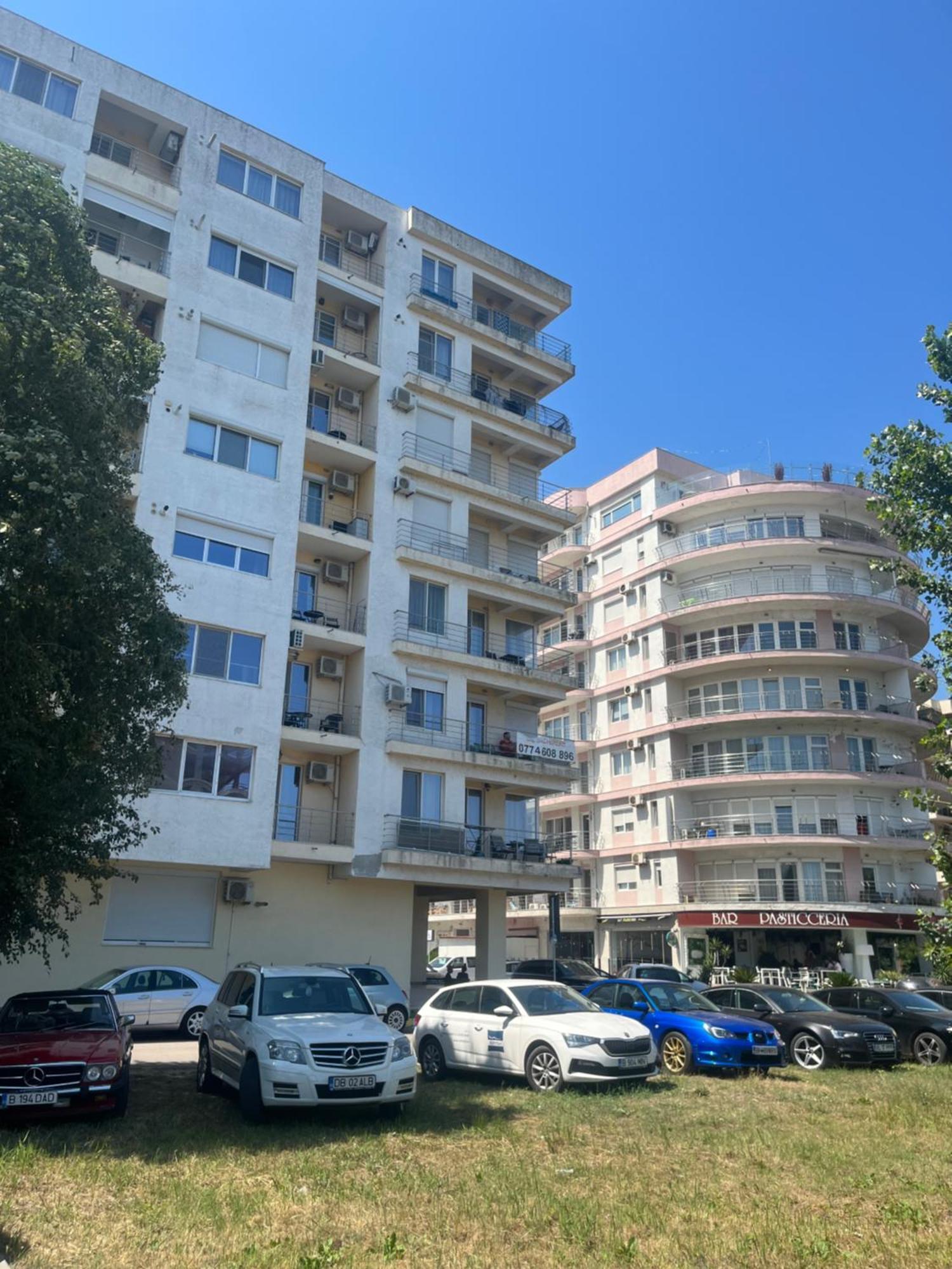 Fratellyvibe Mamaia Leilighet Eksteriør bilde